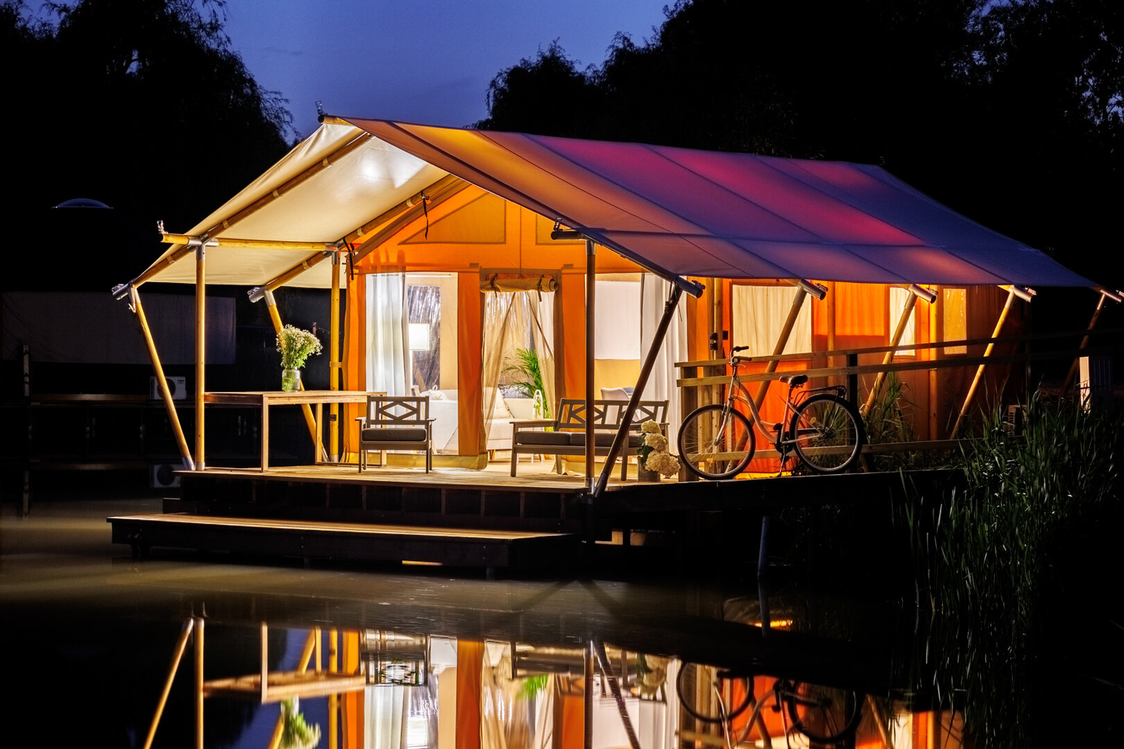 Namiot na wodzie 2 Namiot na wodzie 2