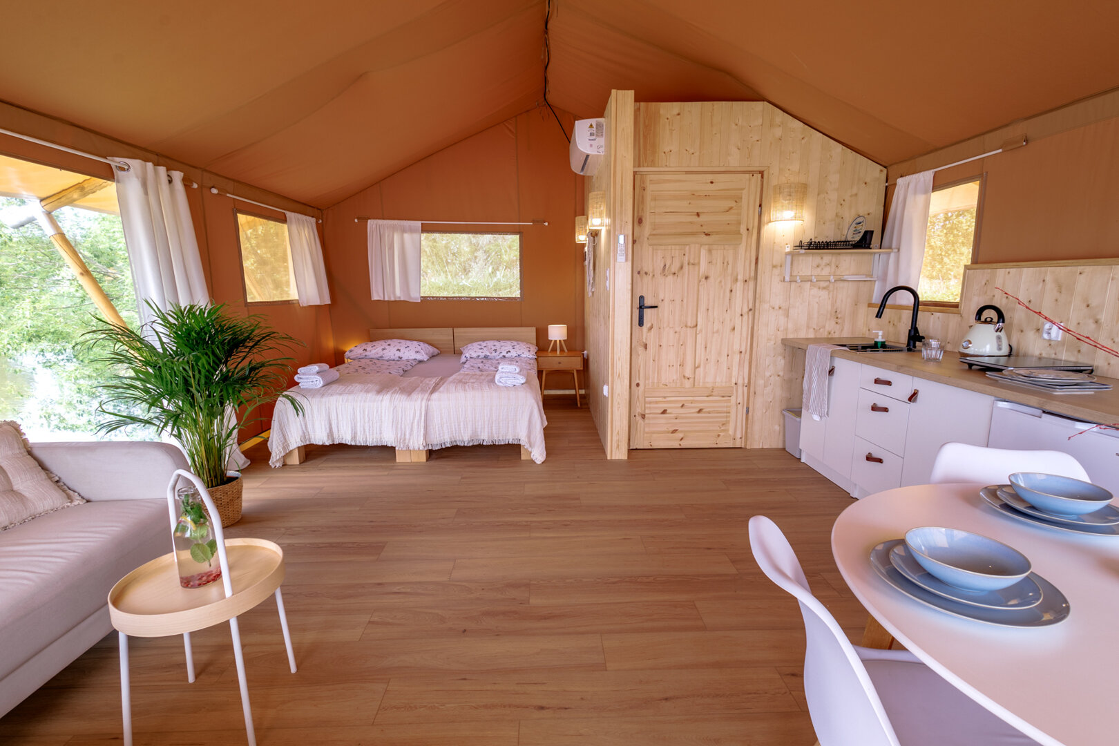 PSTRĄGOWO GRZEGORZ JAKIMIAK - 51